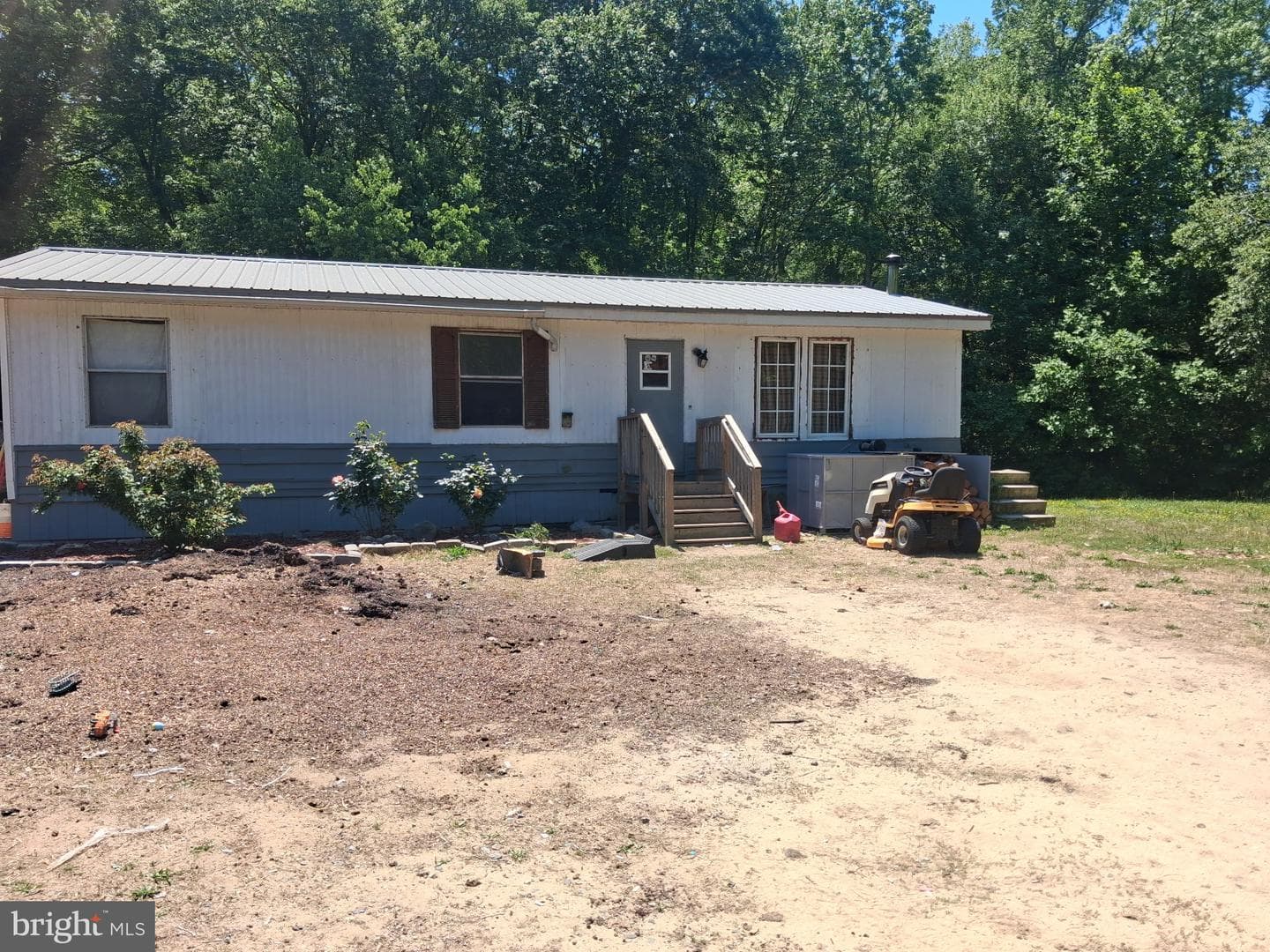 8381 Hurleys Neck Rd photo 2
