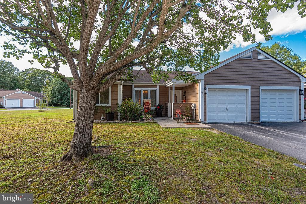 506 Edgewater Drive, Salisbury