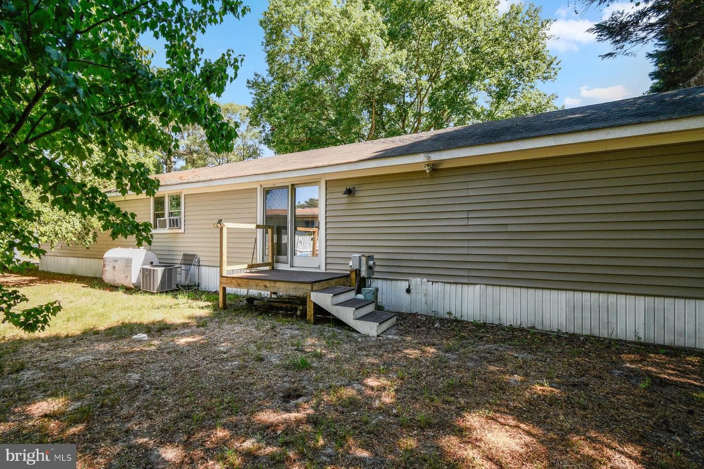 2516 Castle Street photo 35