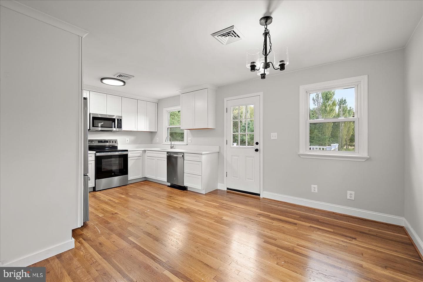 31655 Morris Leonard Road photo 13