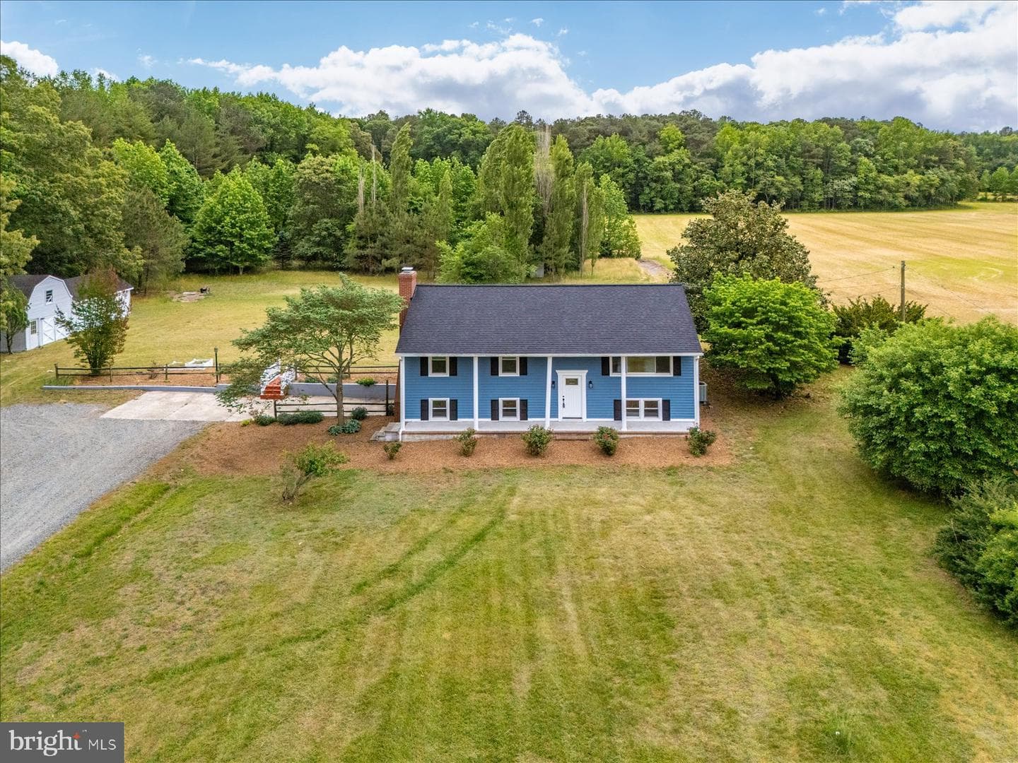 31655 Morris Leonard Road photo 2