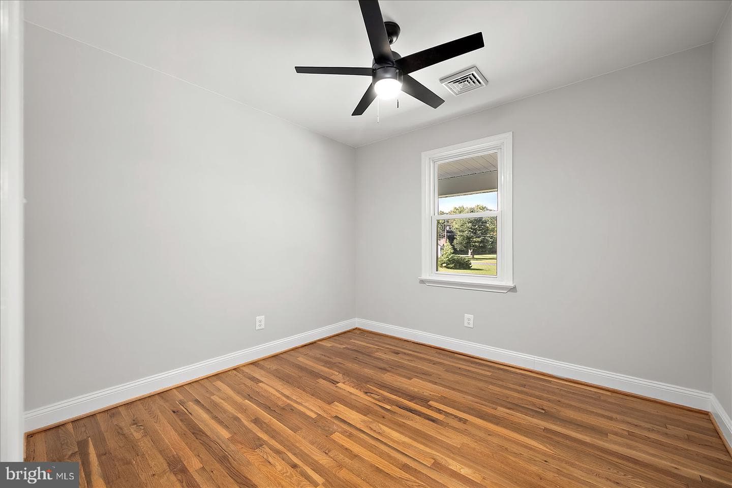 31655 Morris Leonard Road photo 29