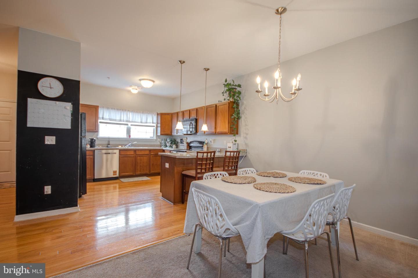 1140 Fairview Lane #1140 photo 8