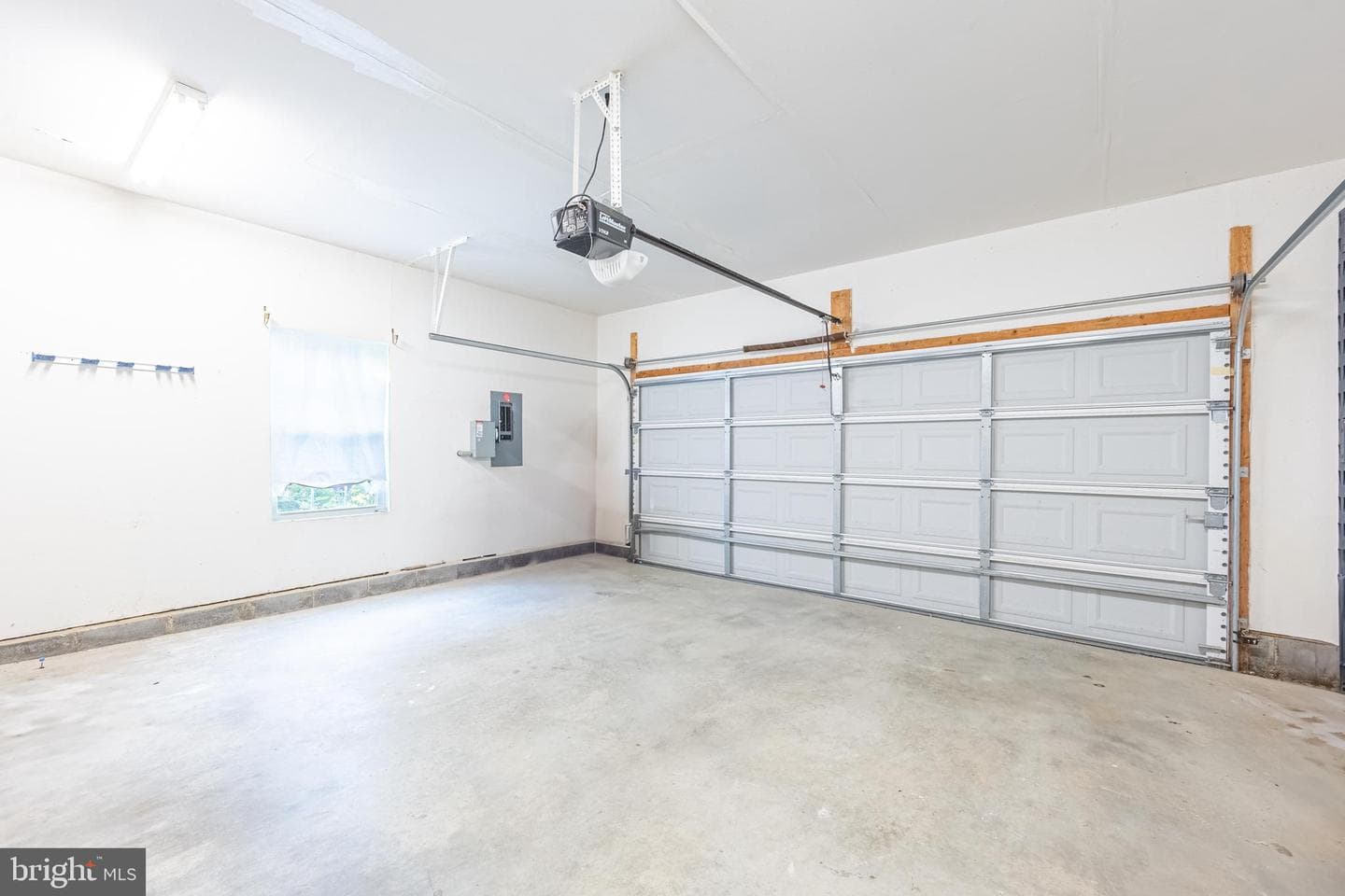9540 Wedge Way photo 36