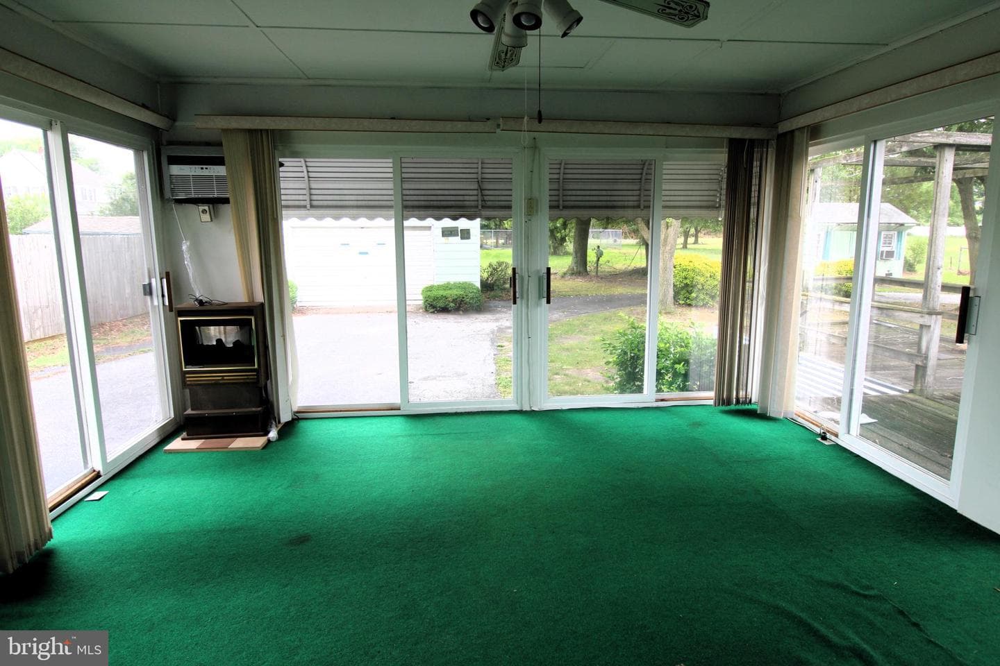 301 Glendale Drive photo 8
