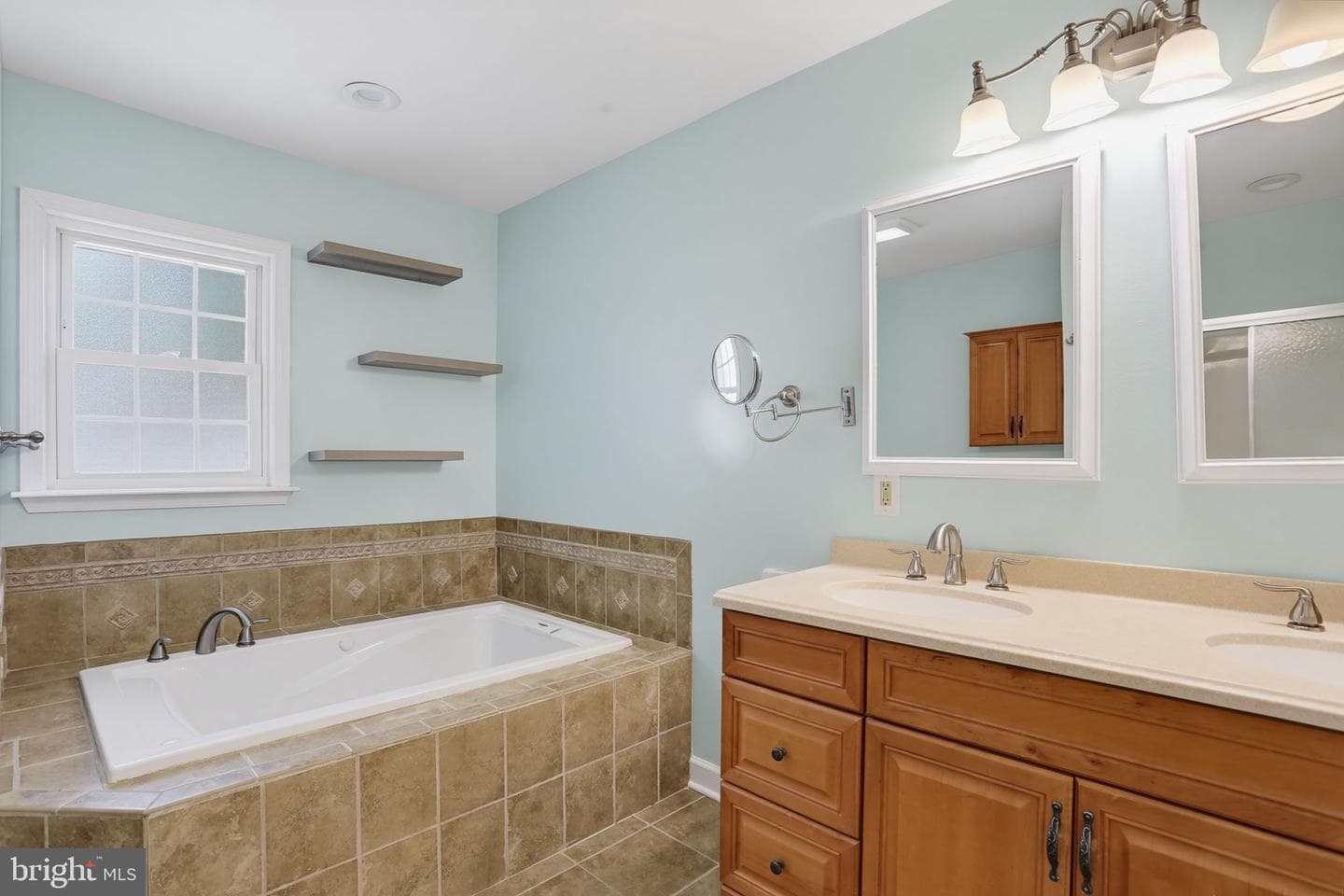 103 Whayland Drive photo 12
