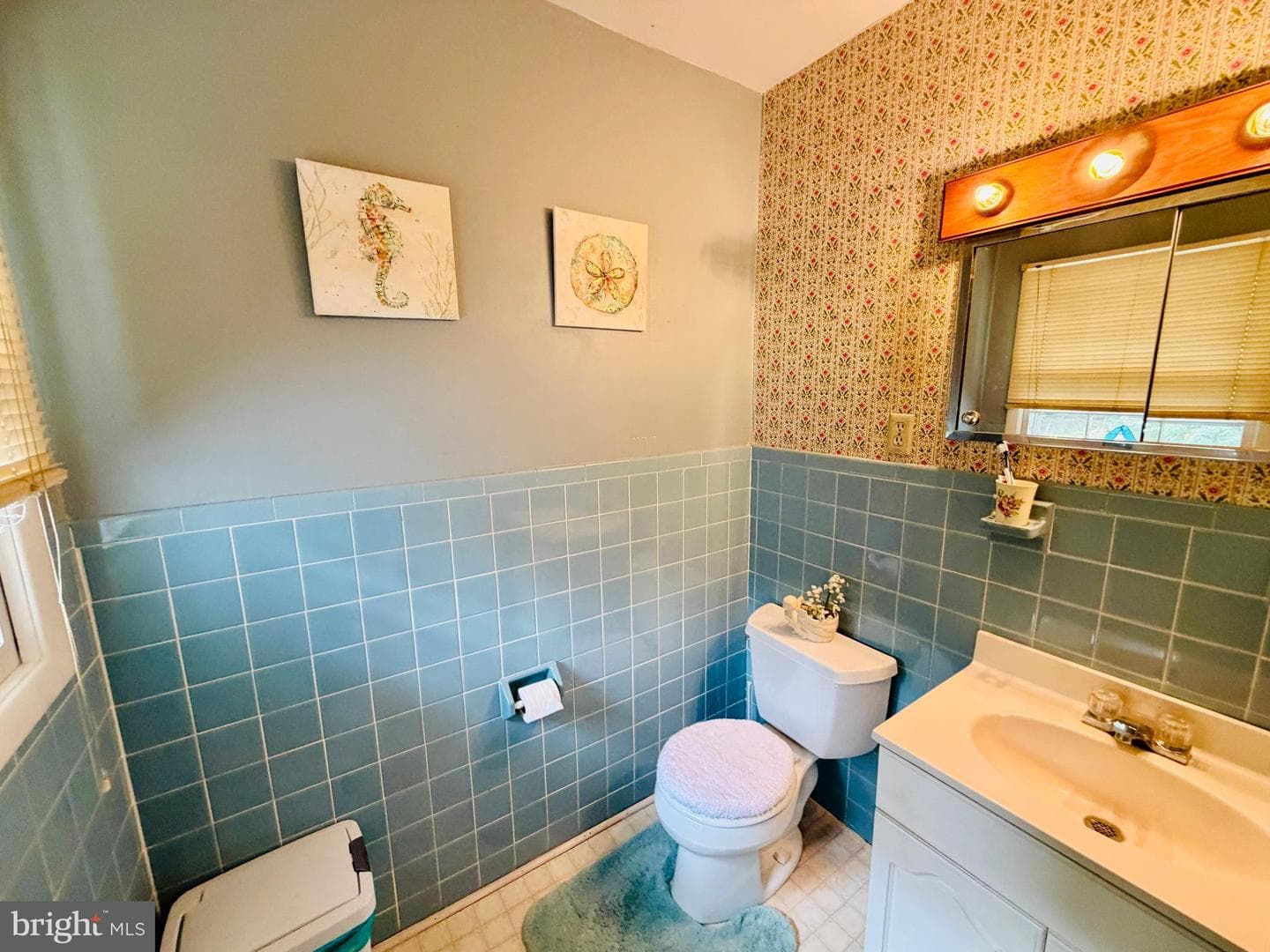 6858 Lois Avenue photo 45