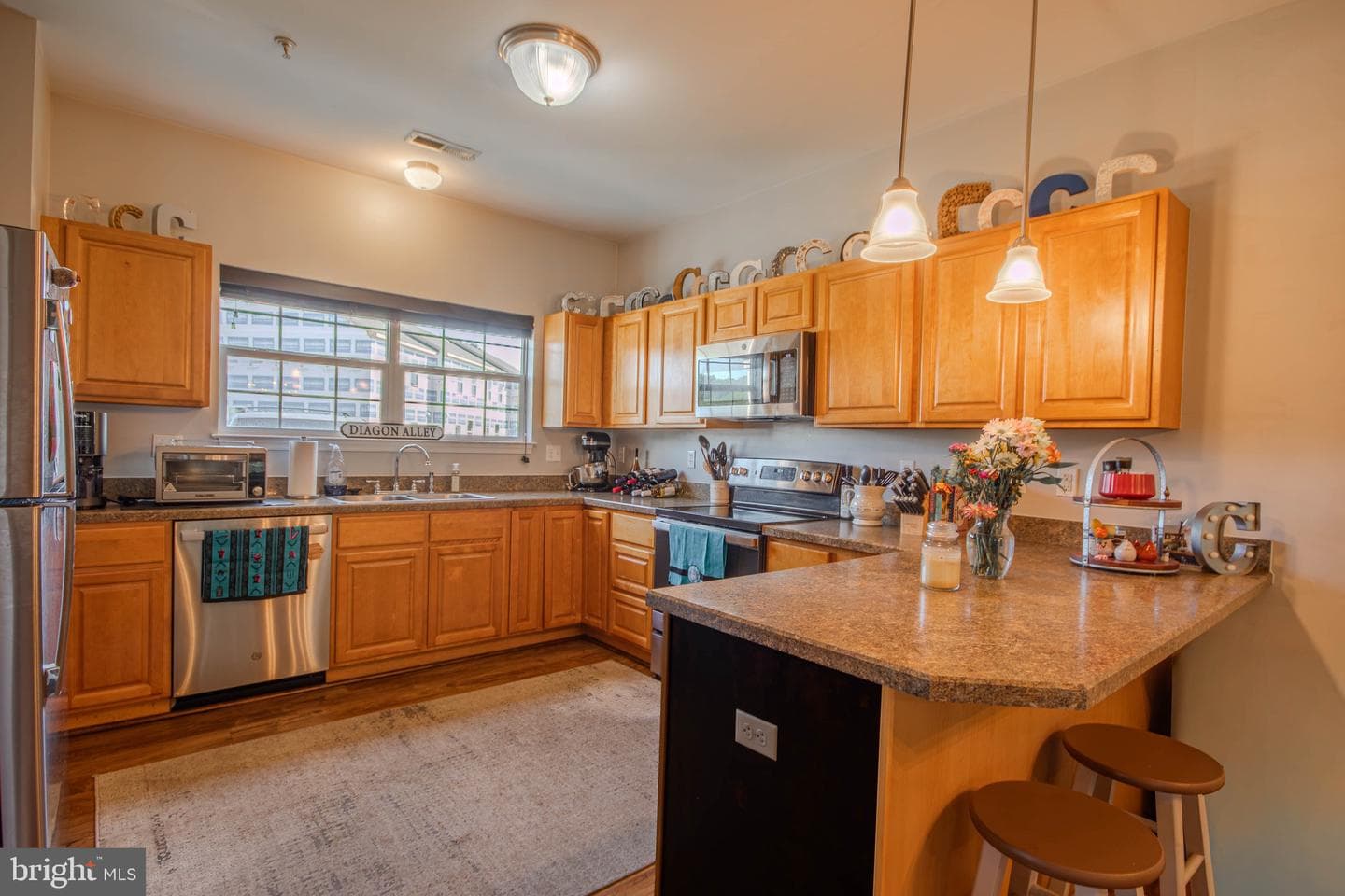 1144 Fairview Lane #1144 photo 5
