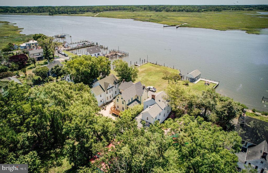 23826 River Street photo 4