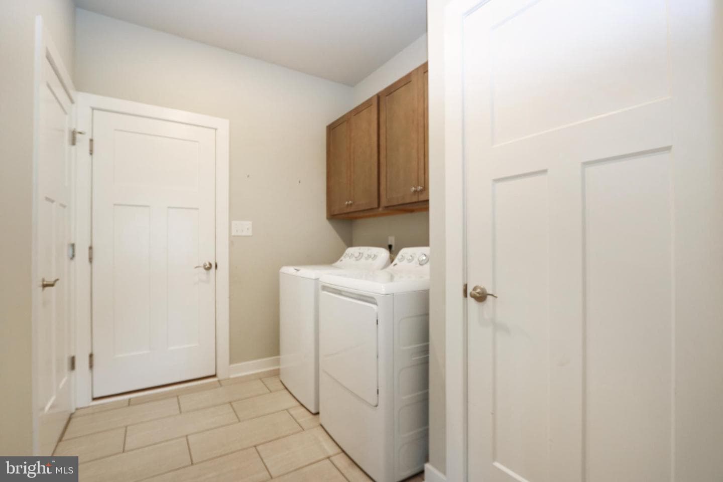 27243 Equestrian Drive photo 33