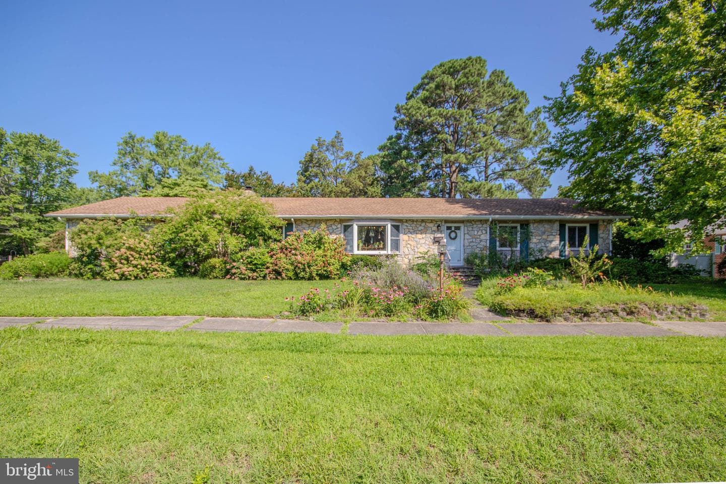816 Riverside Drive, Salisbury