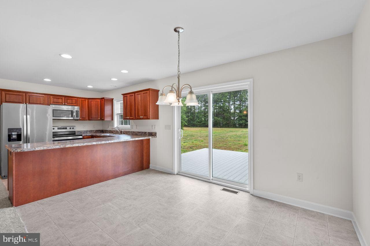 110 Glenbrooke Court photo 11