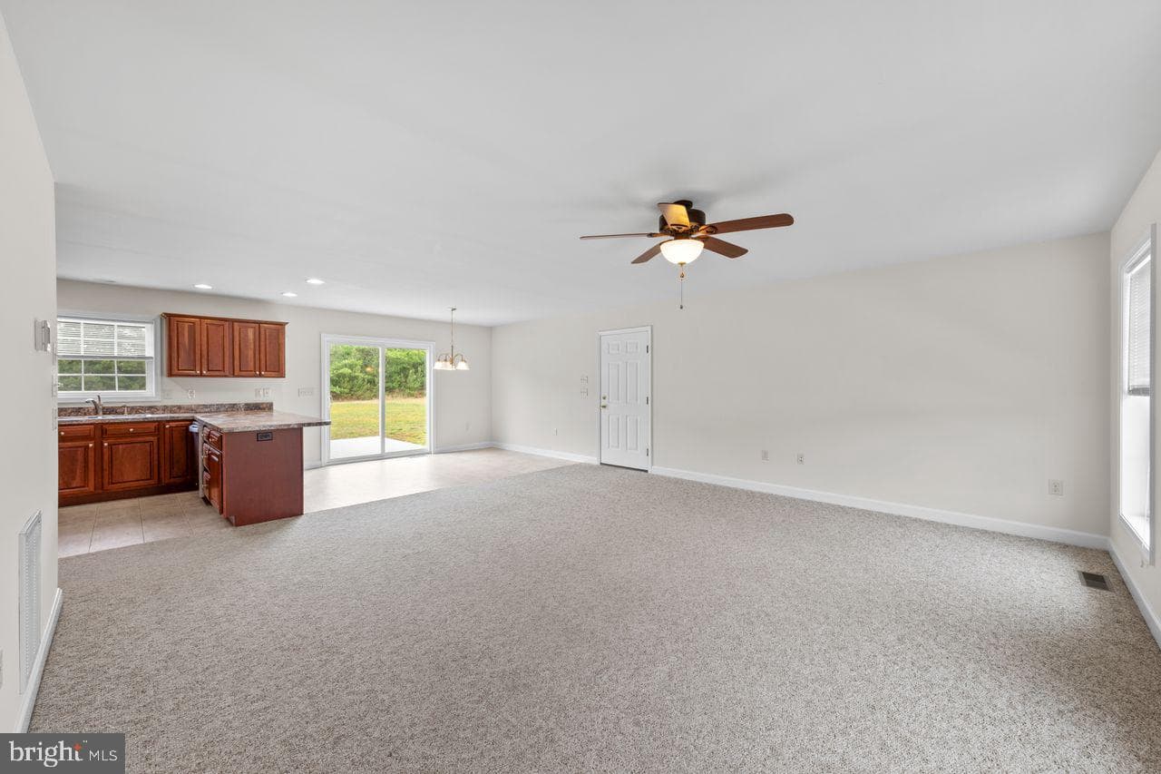 110 Glenbrooke Court photo 5