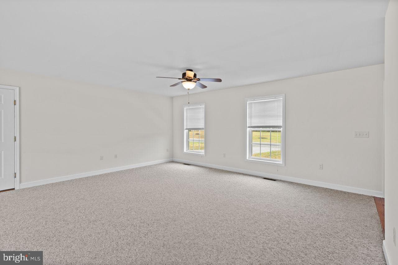 110 Glenbrooke Court photo 6