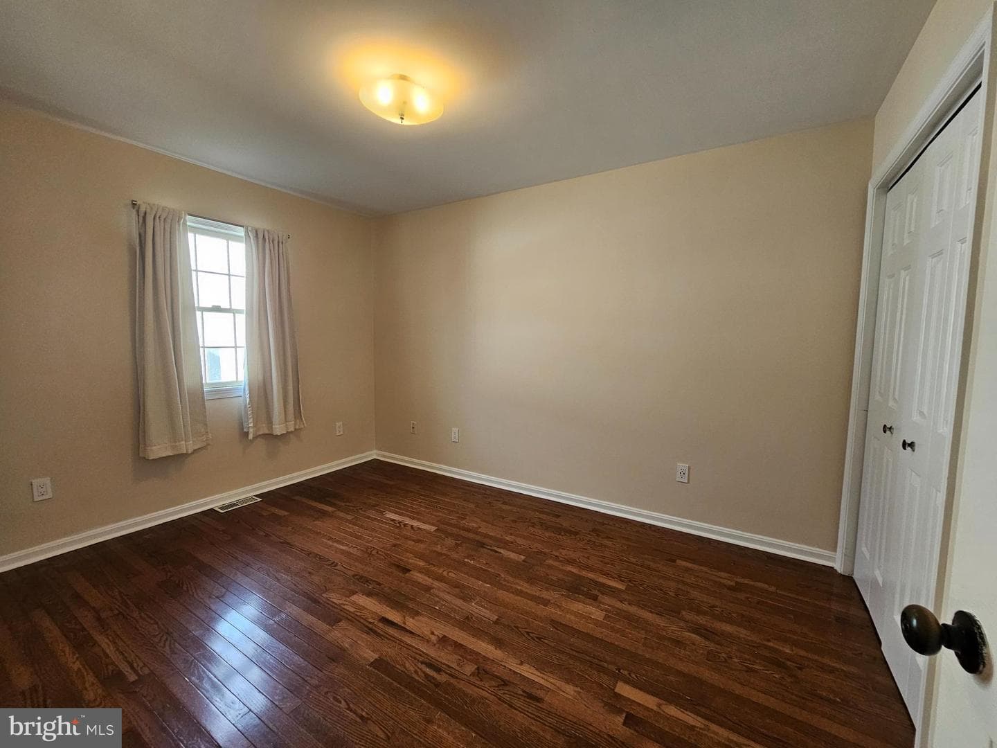 1405 Bantry Ln photo 15