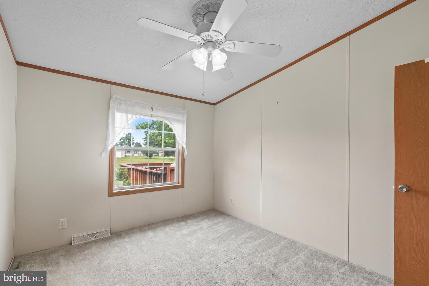 7861 Bennett Park Dr photo 31