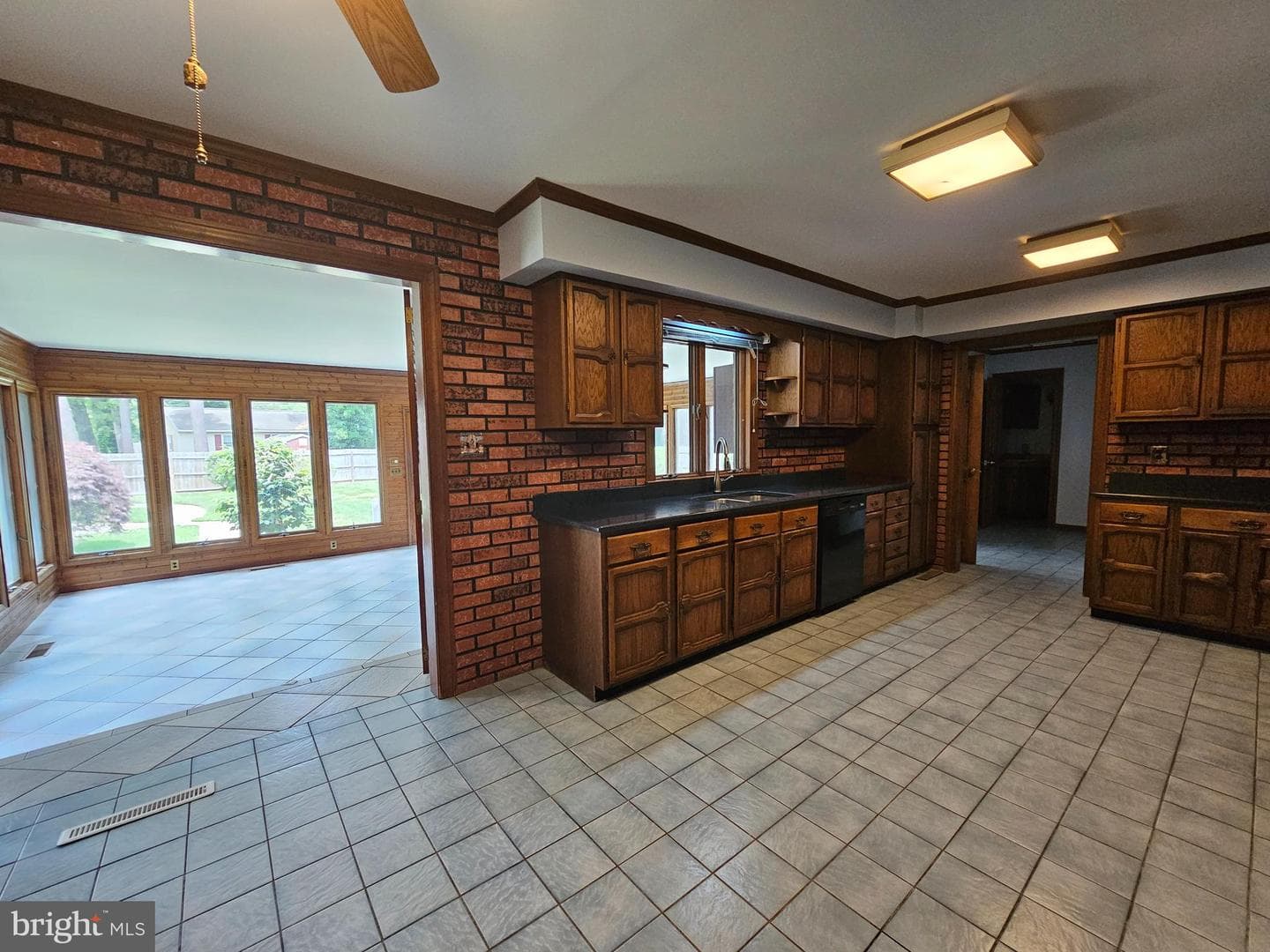 8300 Robin Hood Drive photo 5