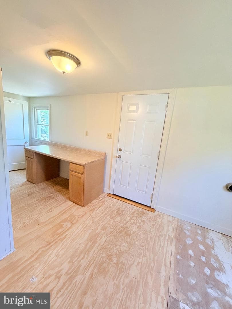 502 Charles Street photo 10