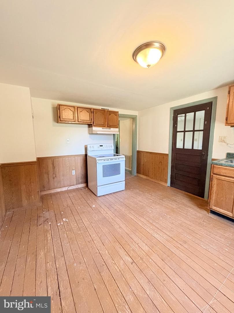 502 Charles Street photo 15