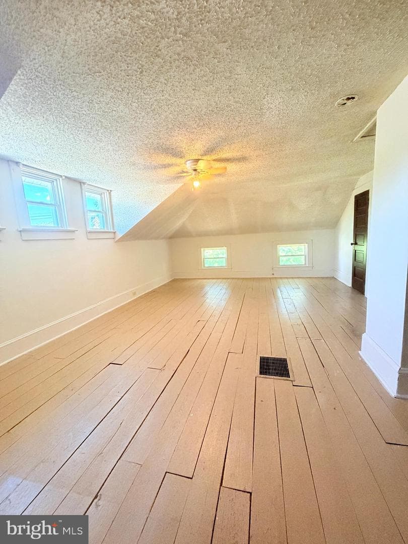 502 Charles Street photo 22