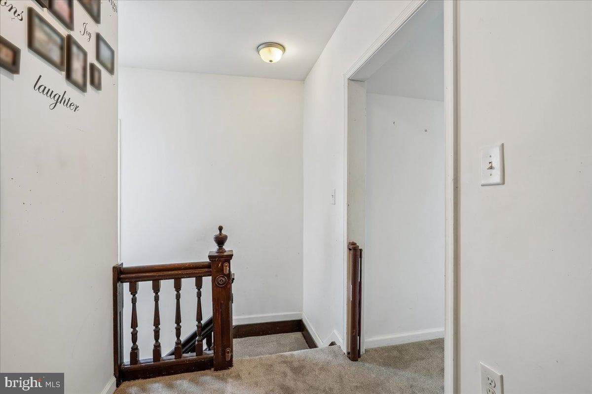 113 E East Street photo 19