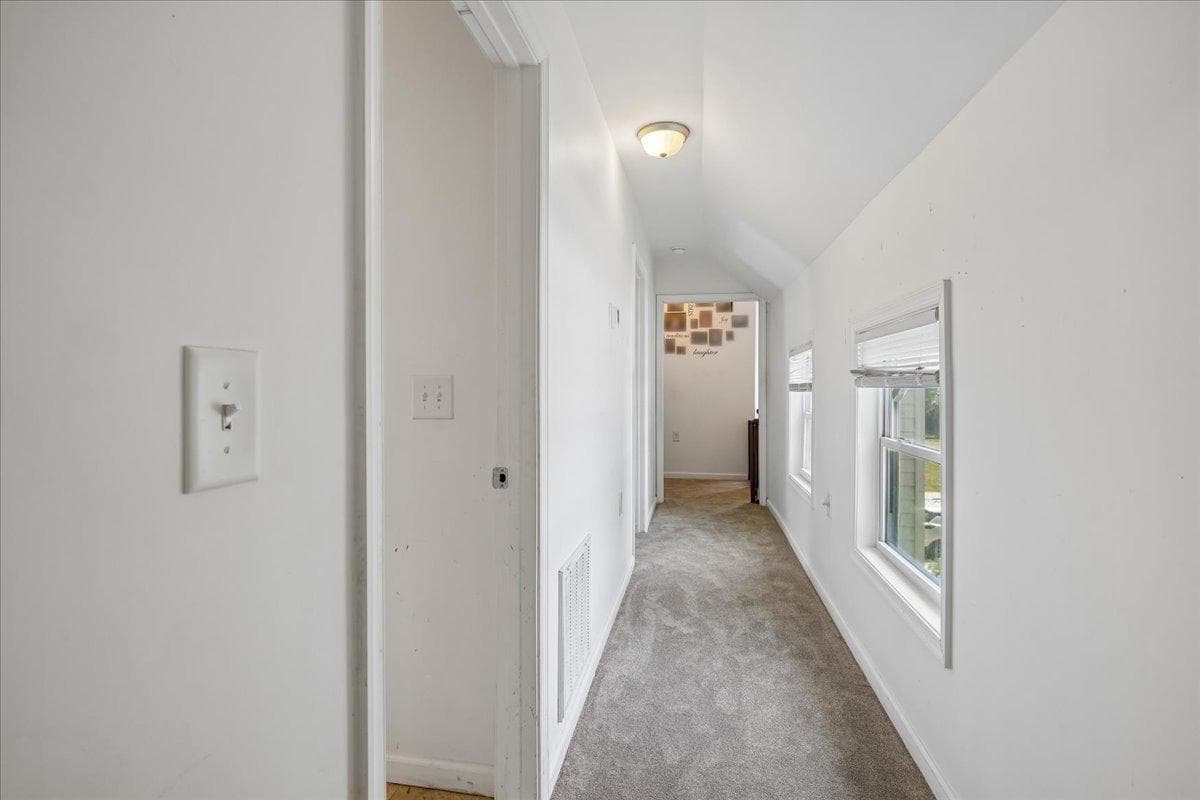 113 E East Street photo 24