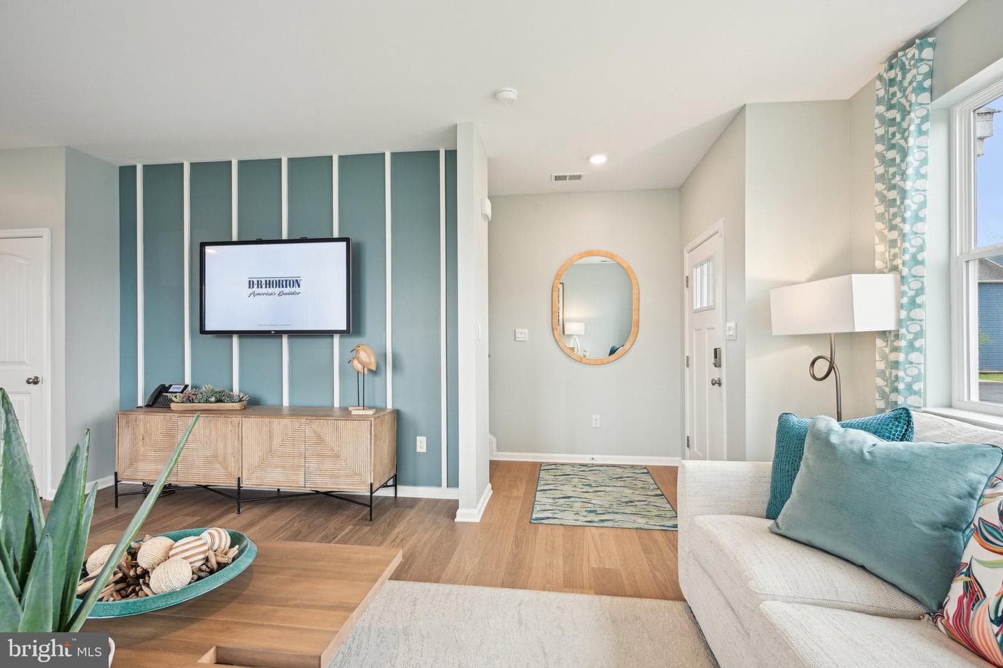 1318 Sugarplum Lane photo 6