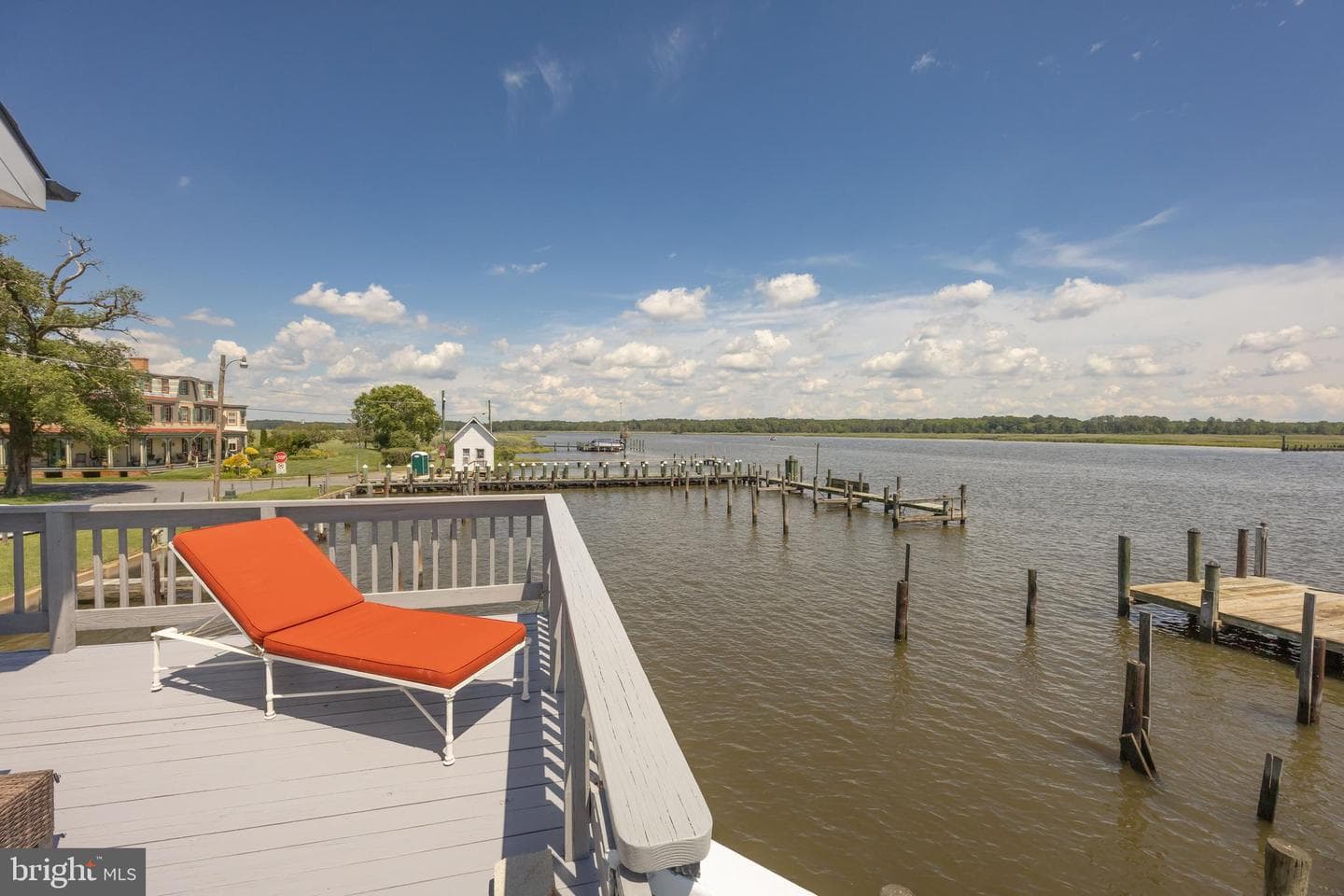 23851 River Street photo 9