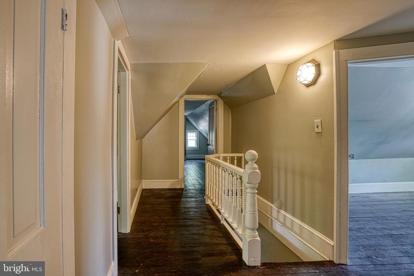 208 W Isabella Street photo 46
