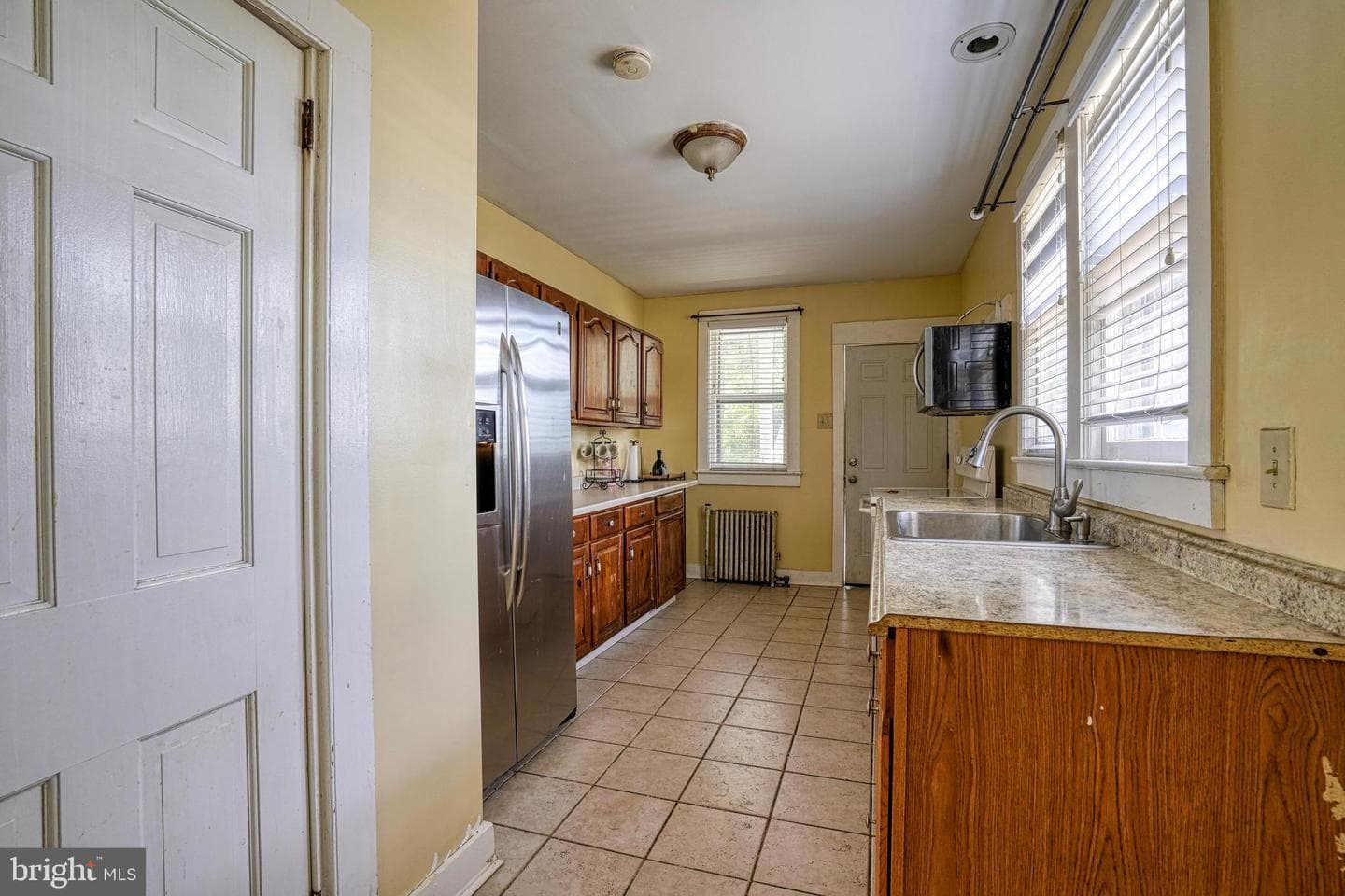 208 W Isabella Street photo 59