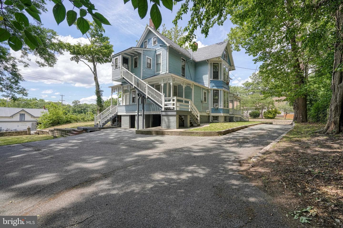 208 W Isabella Street photo 65