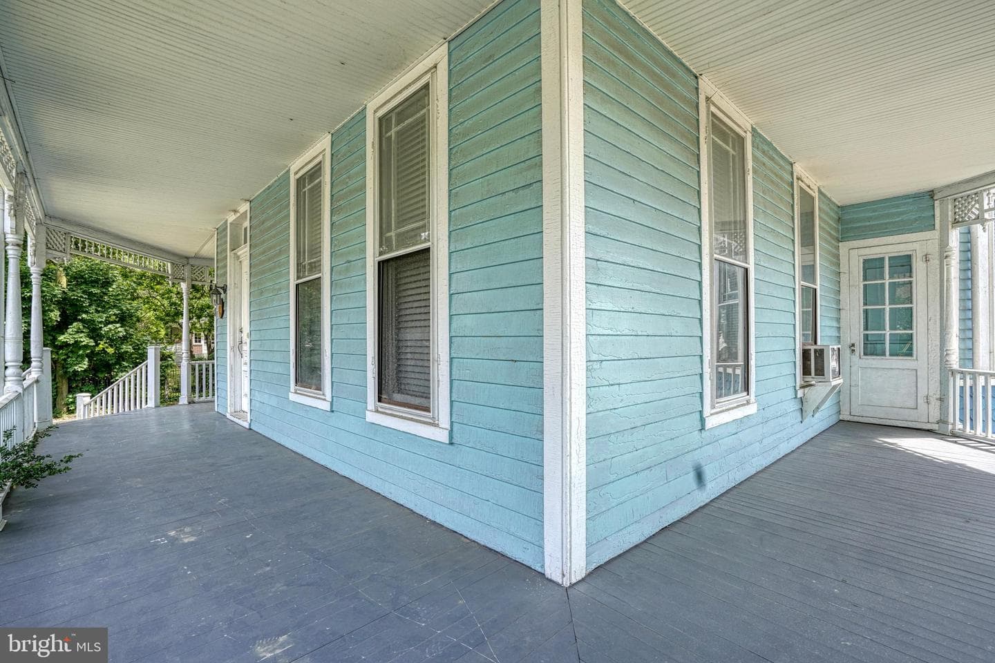208 W Isabella Street photo 81