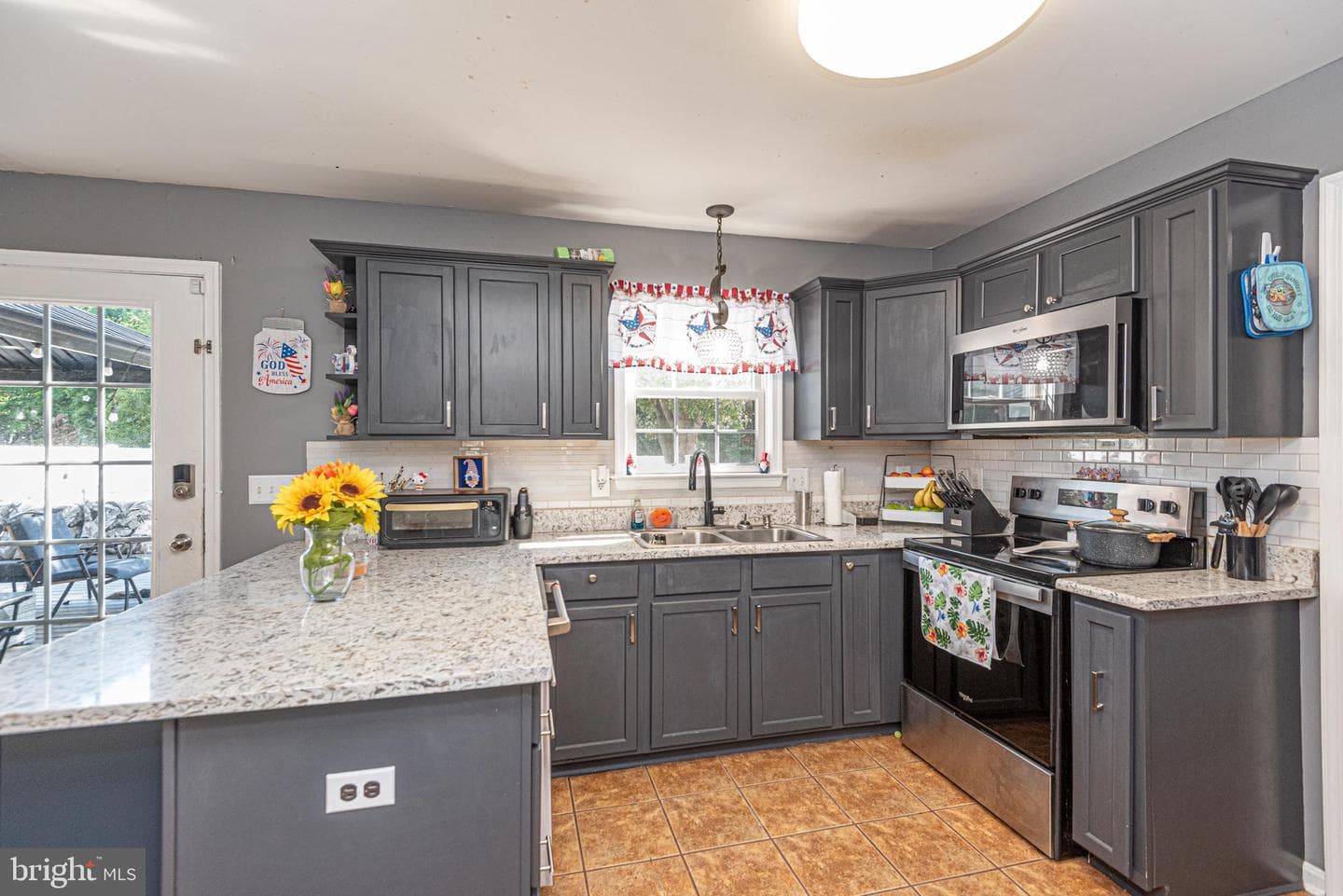 30701 Heather Glen Drive photo 12