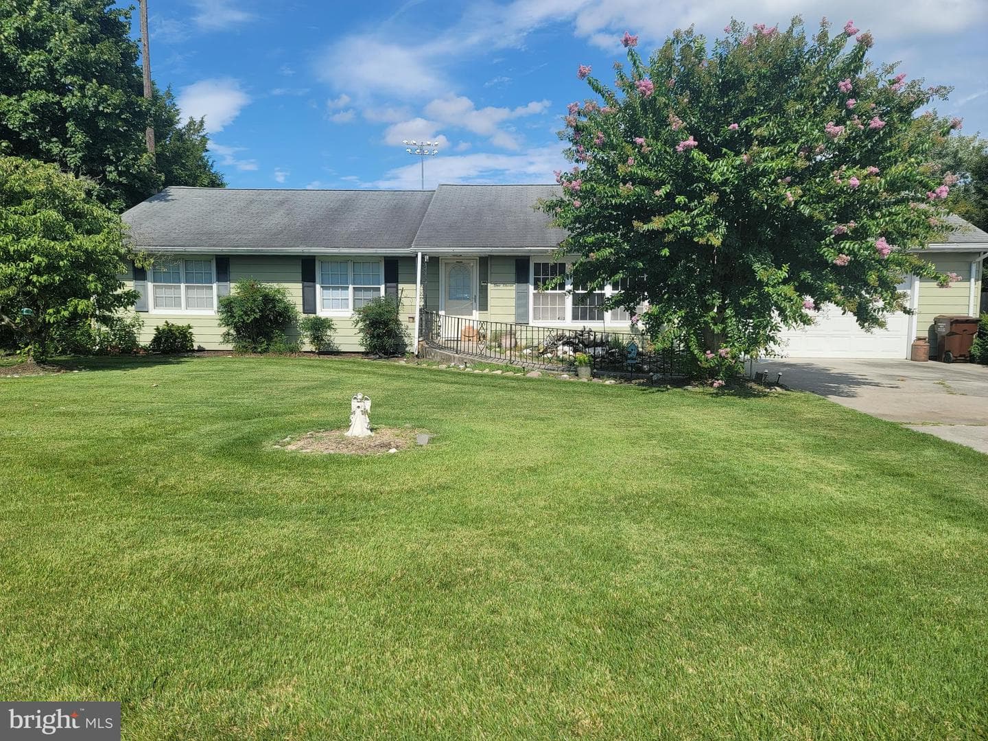 111 Clyde Avenue, Fruitland