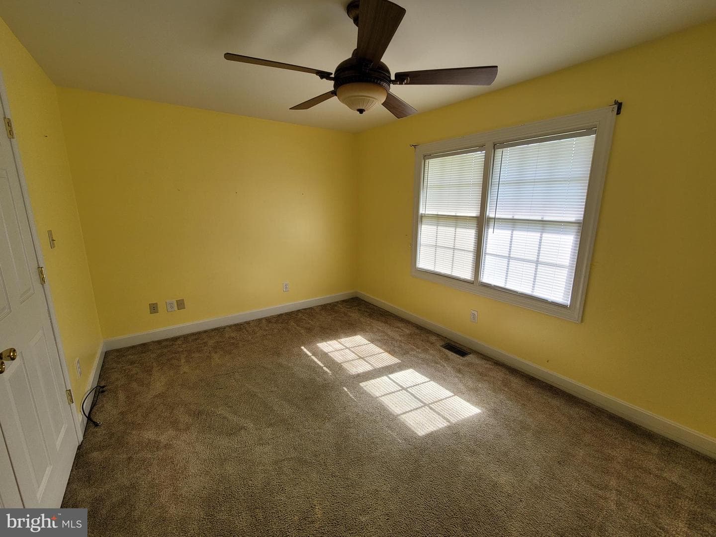 111 Clyde Avenue photo 21
