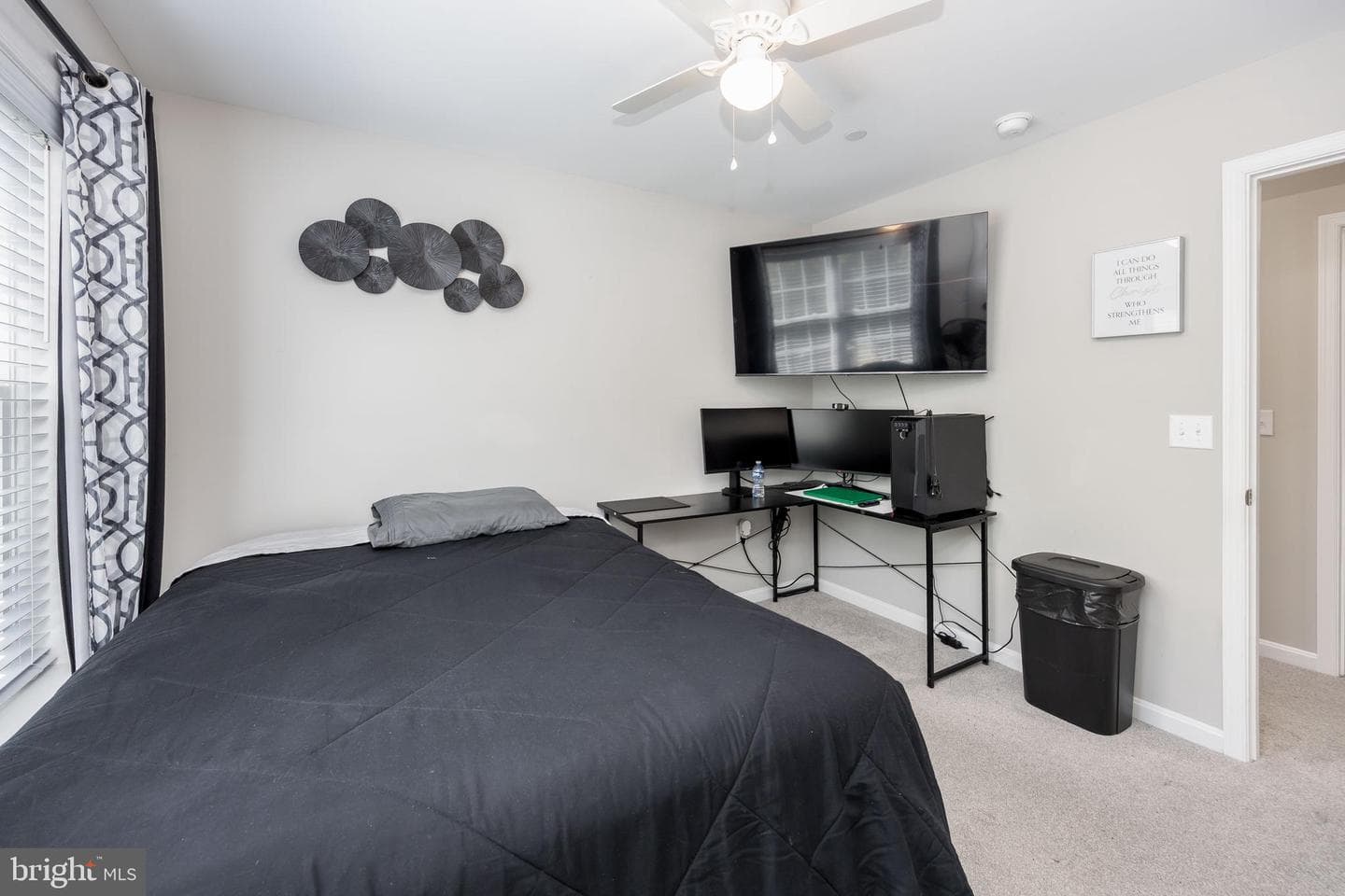 914 S Park Drive photo 39