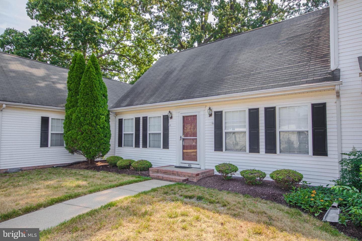 1019 Granite Court photo 3