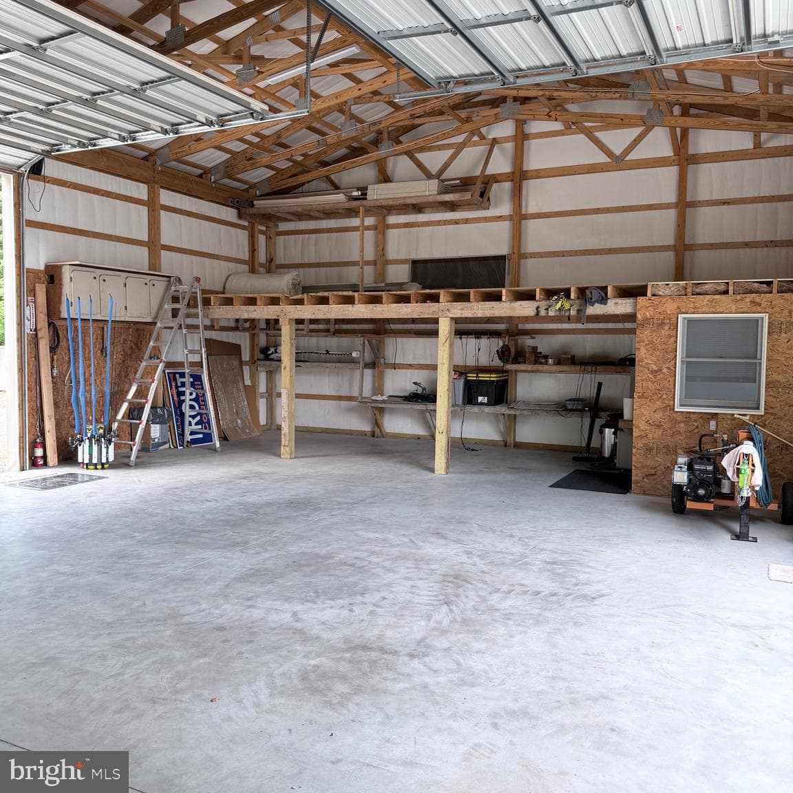 8225 Whitesville Road photo 40