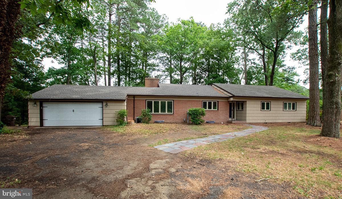 8539 E Marlboro Drive photo 3