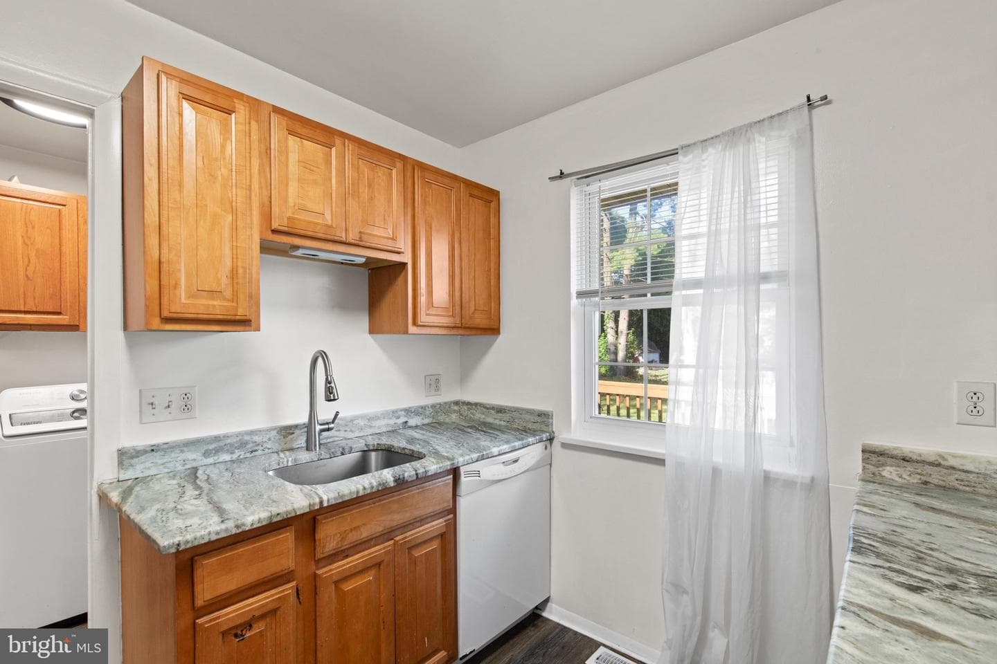 302 Brookview Drive photo 11