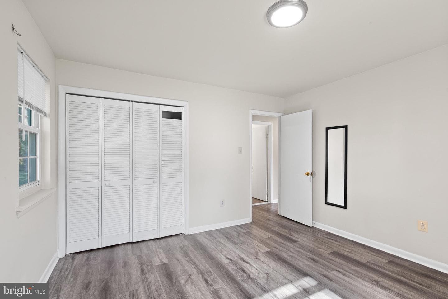 302 Brookview Drive photo 24