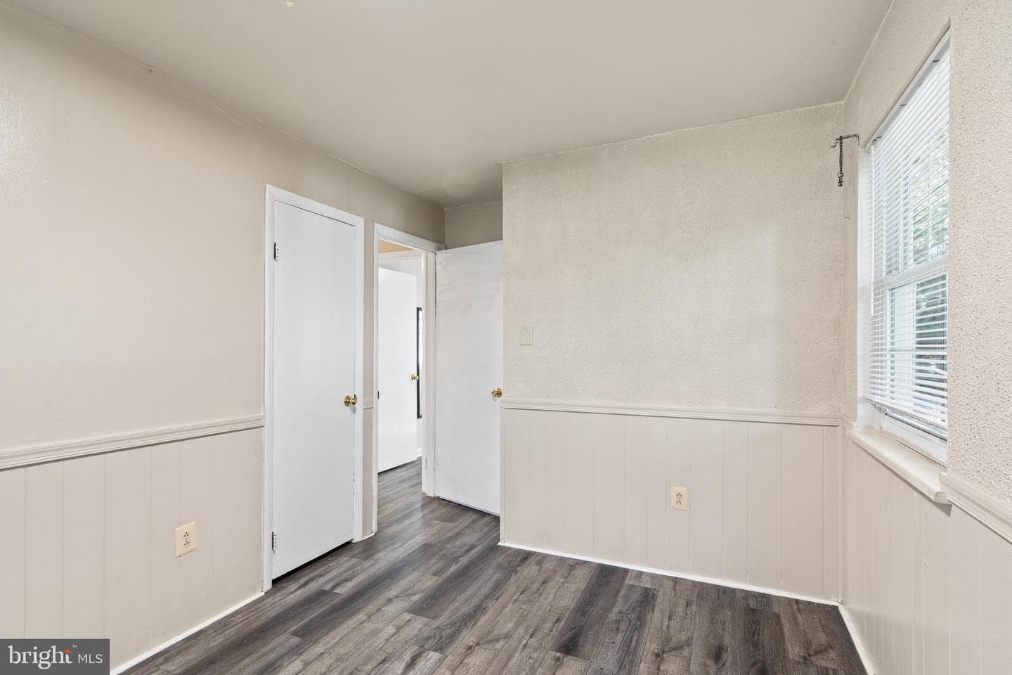 302 Brookview Drive photo 28