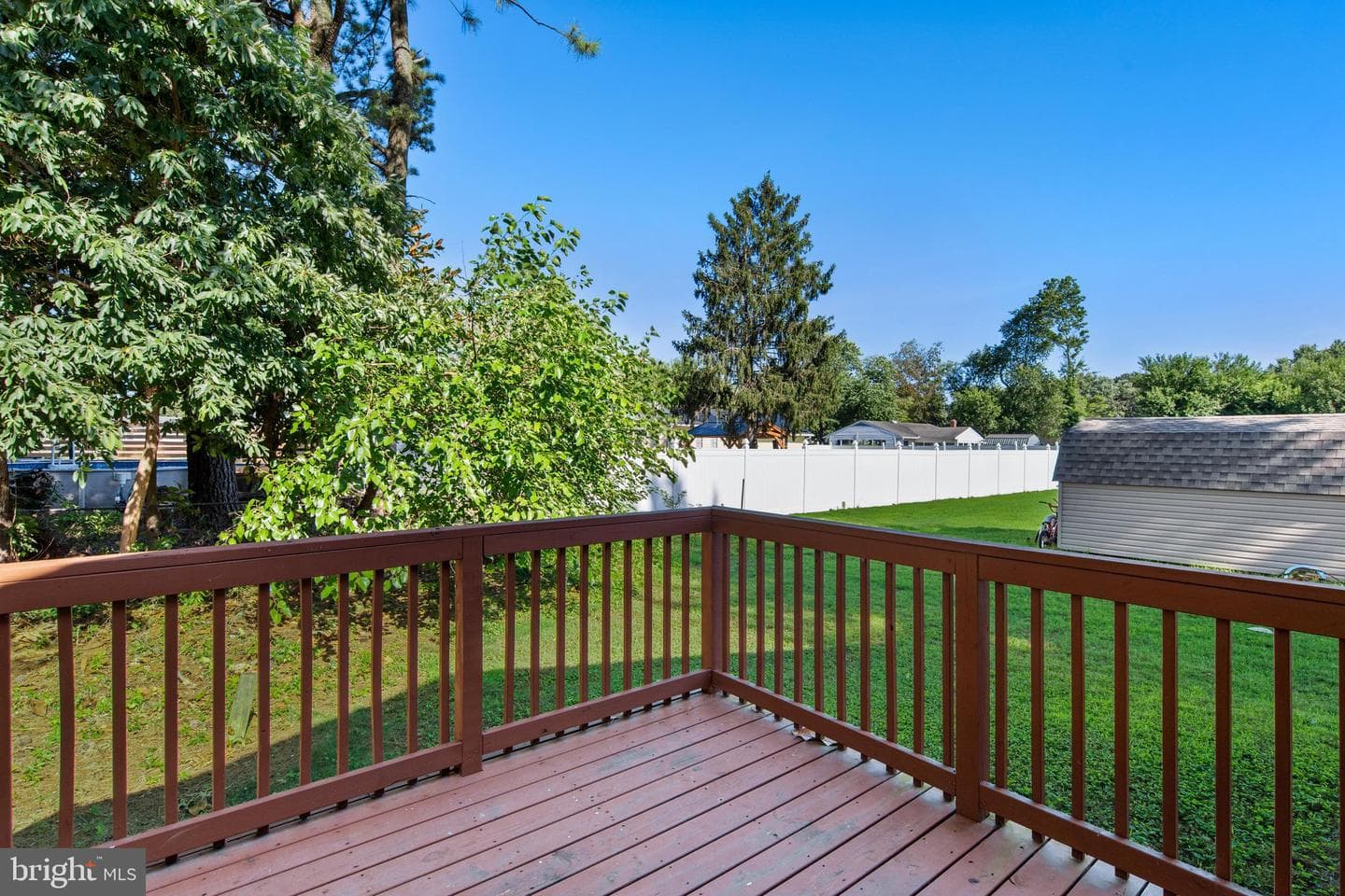 302 Brookview Drive photo 30