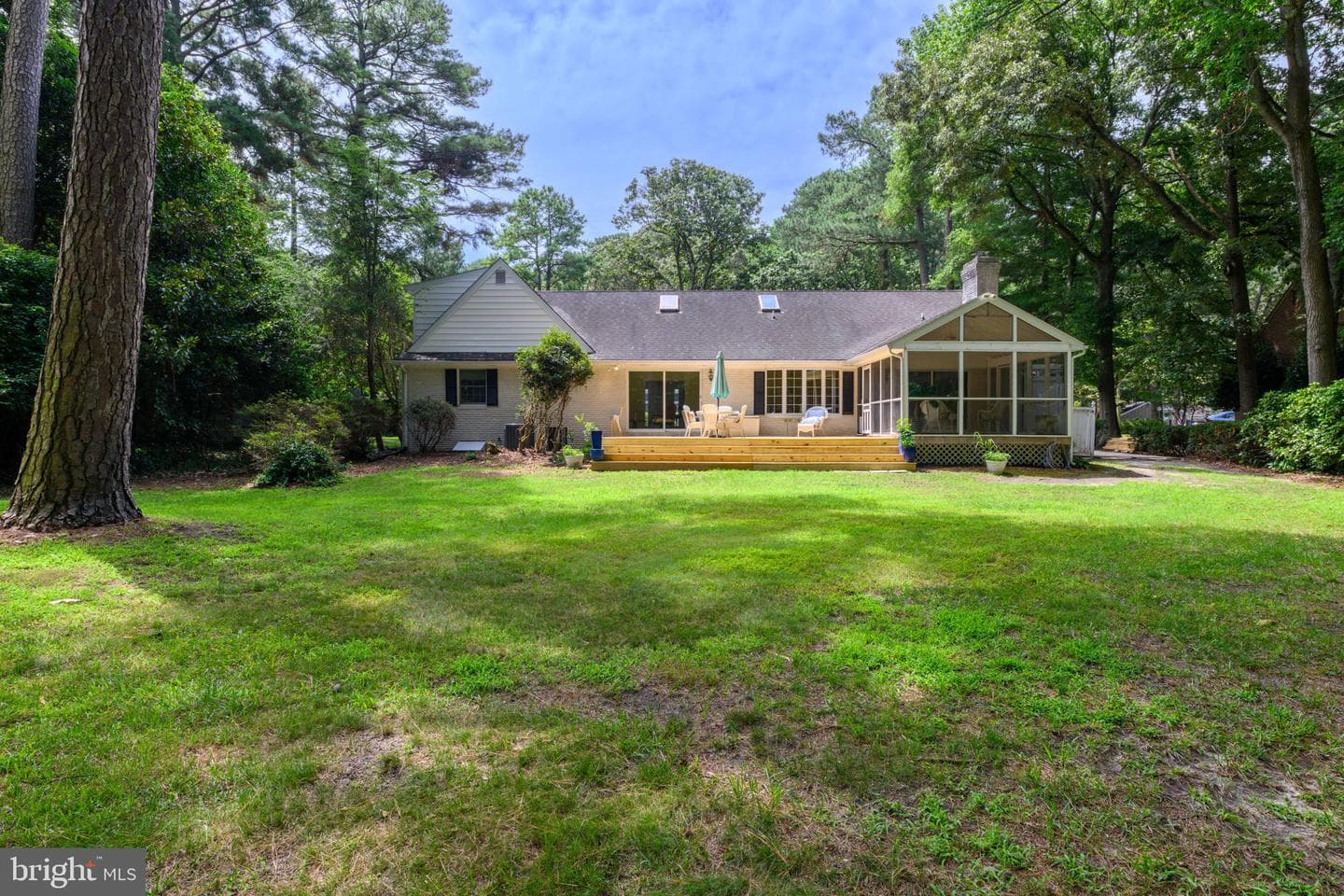 621 Douglas Road photo 49