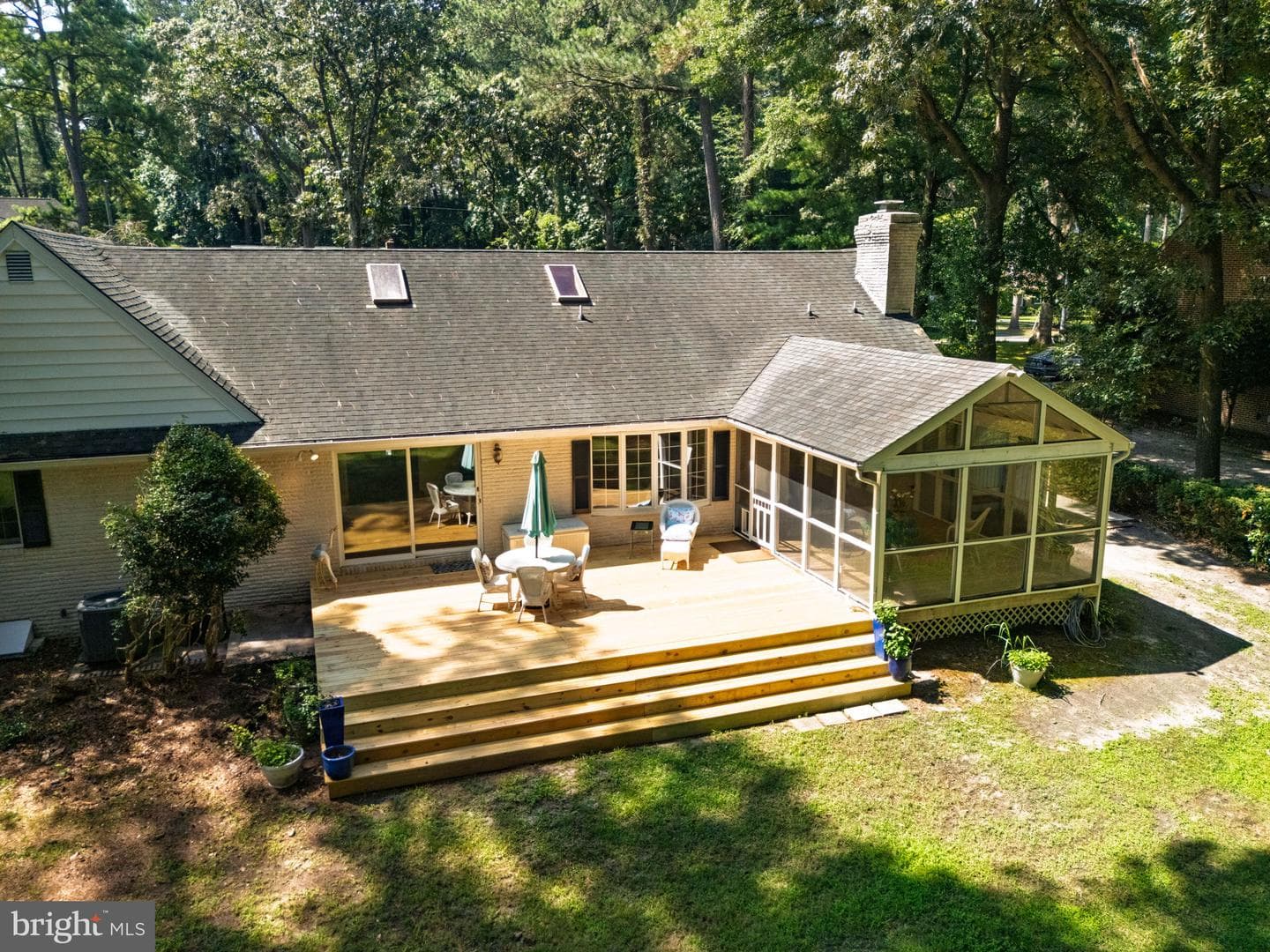 621 Douglas Road photo 62