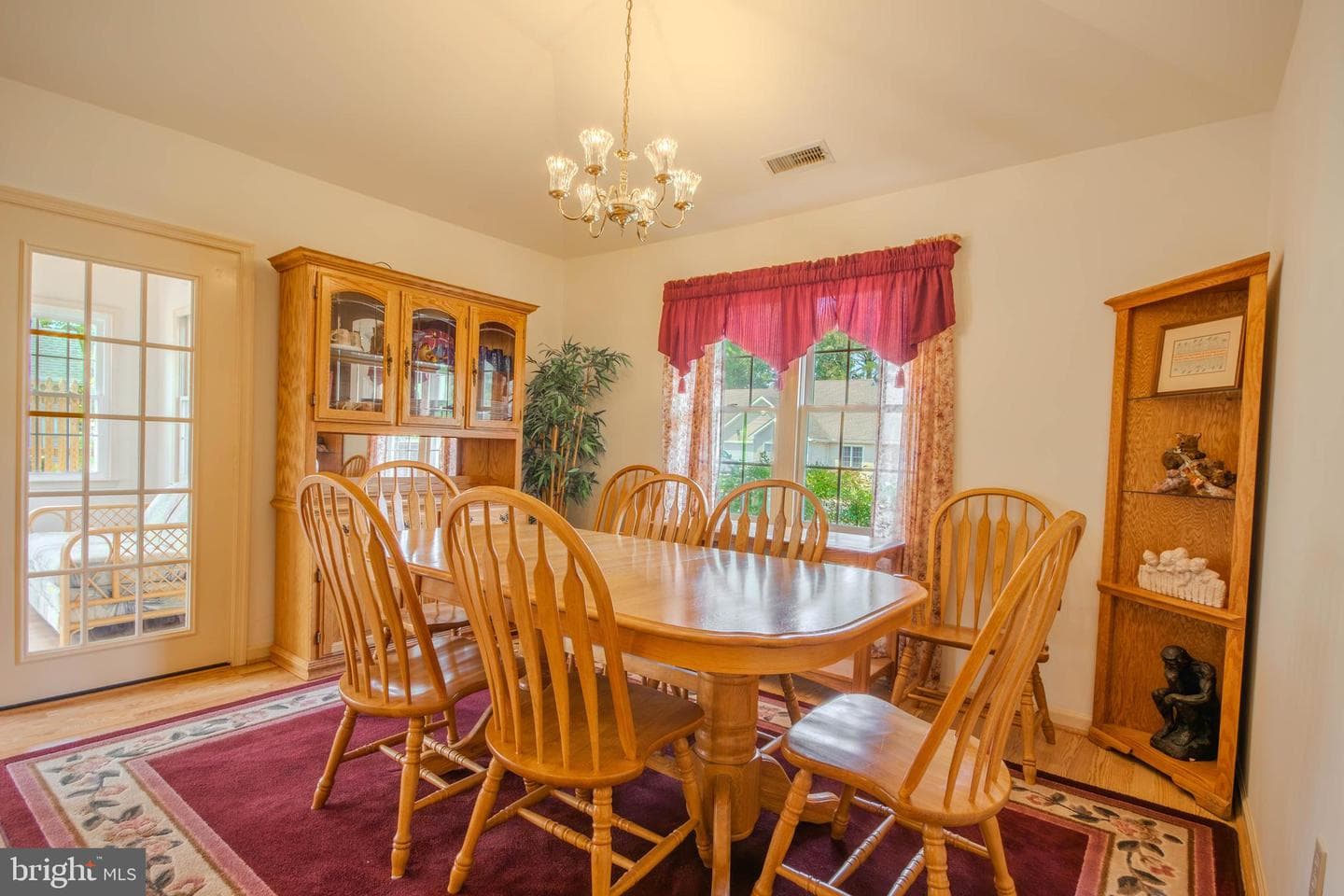 907 W Schumaker Manor Drive photo 10