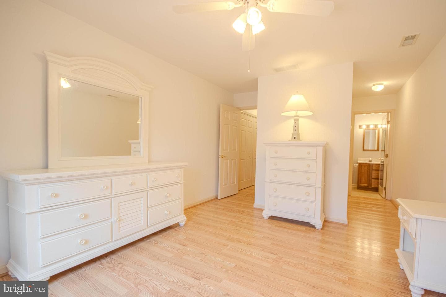 907 W Schumaker Manor Drive photo 23