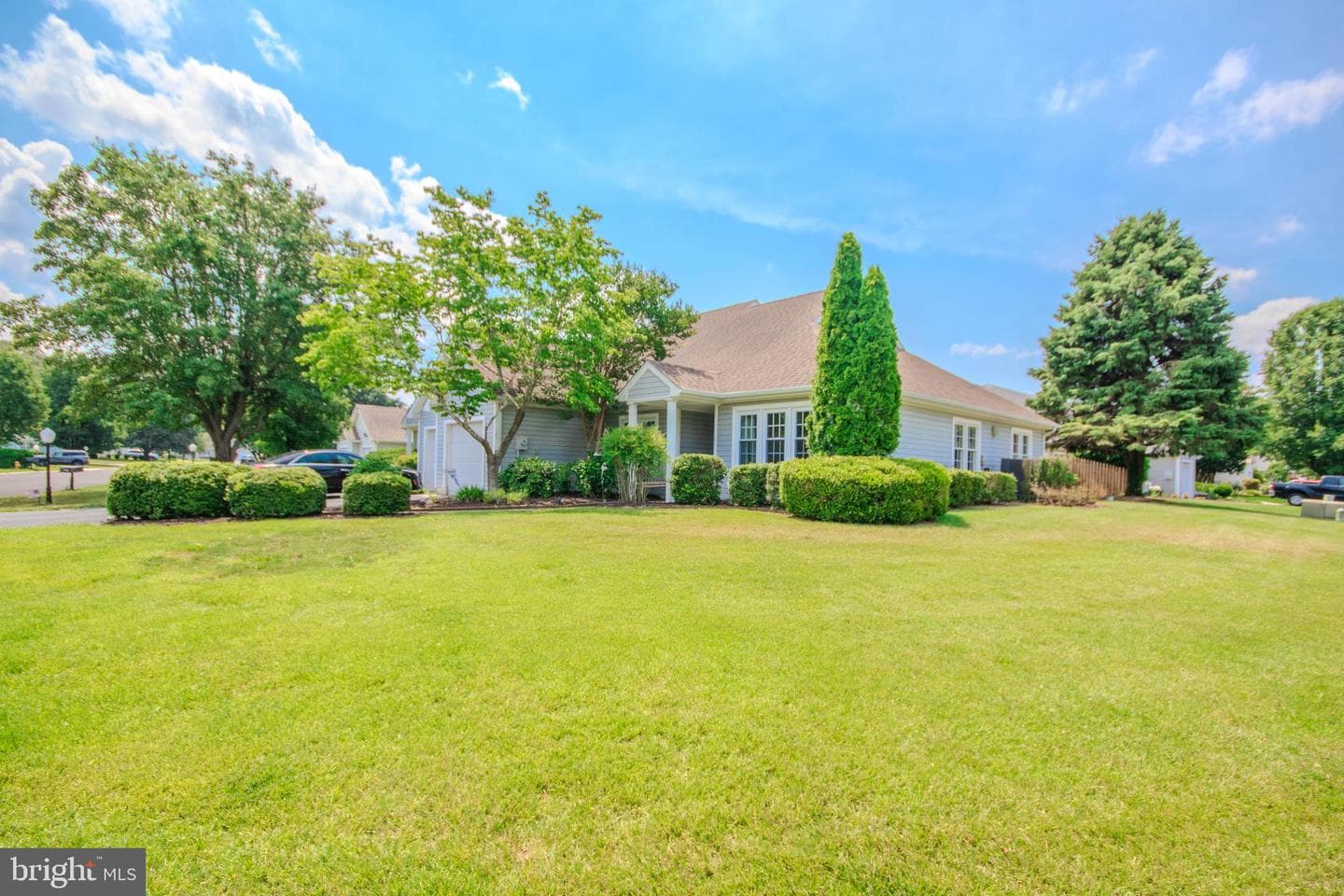 907 W Schumaker Manor Drive photo 4