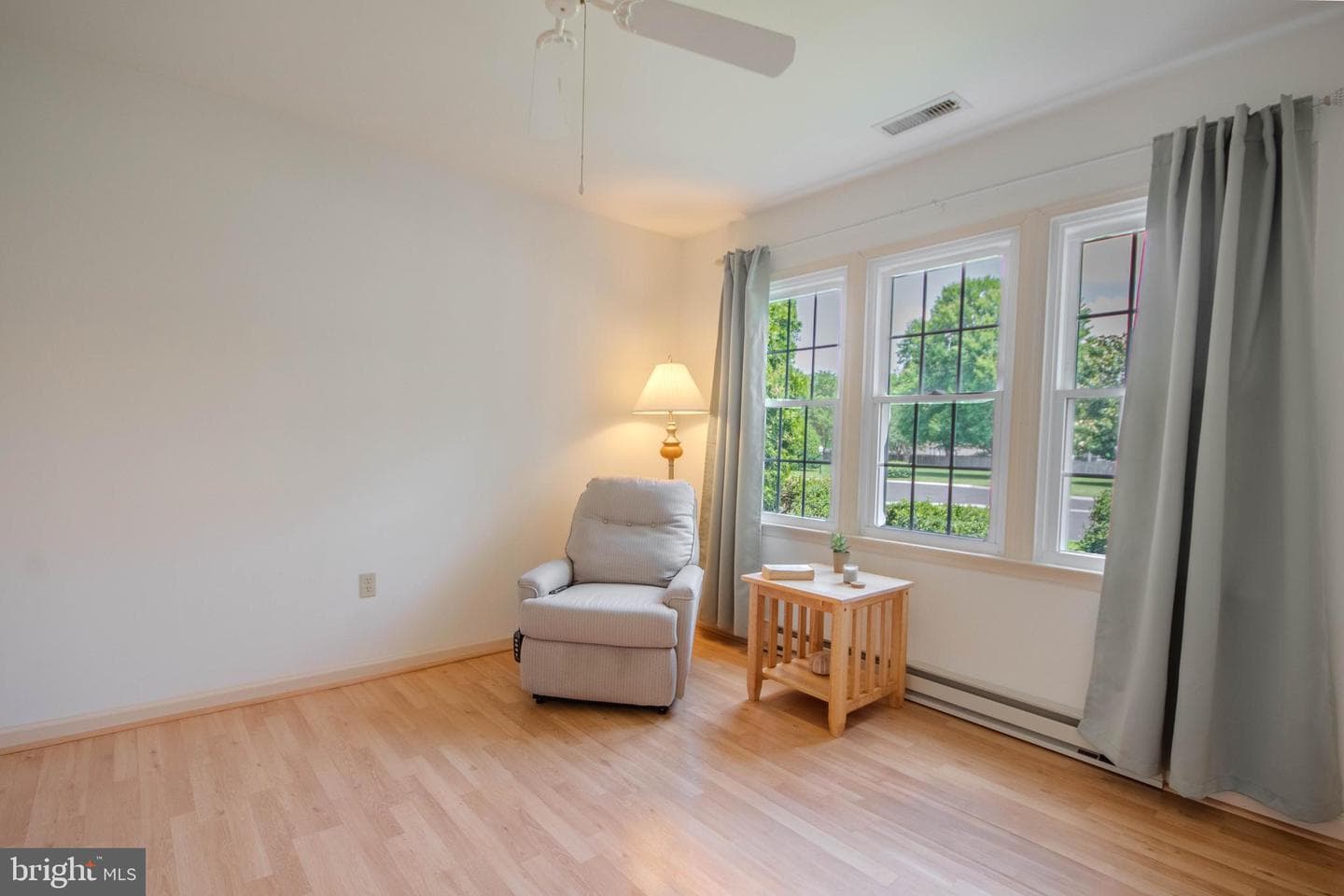 907 W Schumaker Manor Drive photo 5
