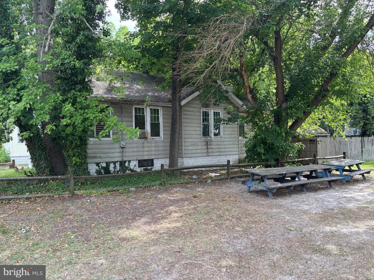604 Light Street photo 29